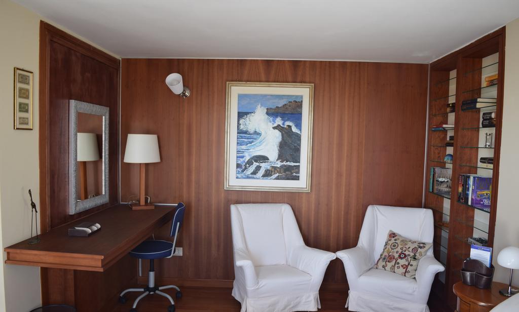 Le Petite Resort B&B Rome Exterior photo